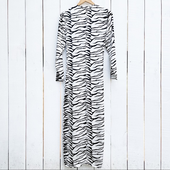 RIXO London Betty Mono Tiger Long Sleeve Wrap Dress Zebra Animal Print Women XS - Picture 9 of 14